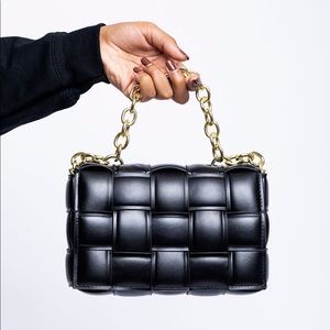Cassette Bag (black) woven with double gold chain